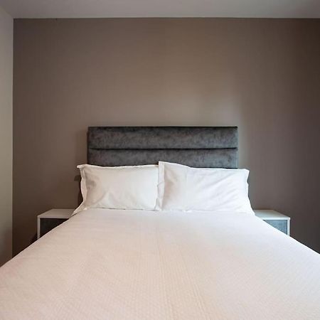 Stunning 2Br Next To The City Airport Bhd - Free Parking Belfast Kültér fotó