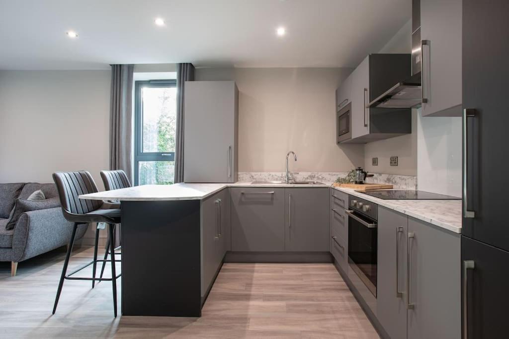 Stunning 2Br Next To The City Airport Bhd - Free Parking Belfast Kültér fotó